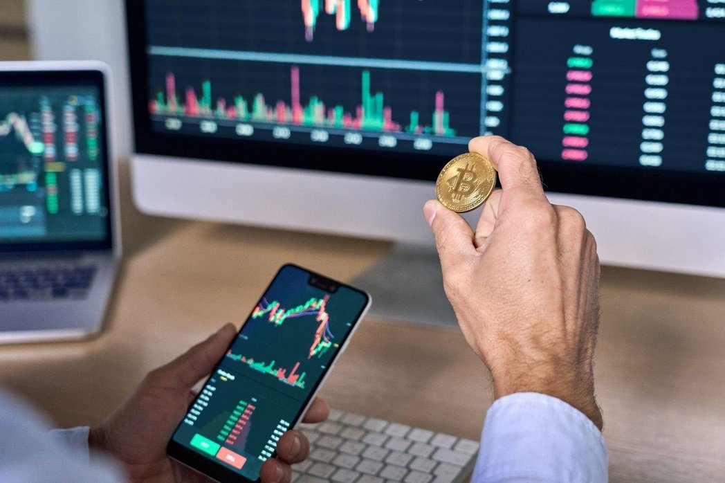 How to Invest in the Crypto Market